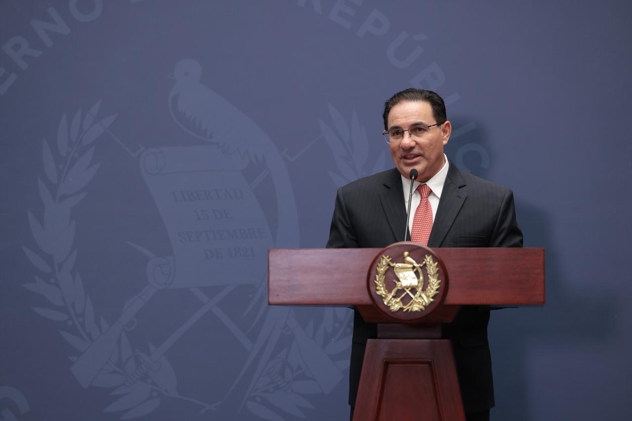 Ministro Villeda comparte acciones de recuperación del sistema penitenciario. (Foto: Alex Jacinto)