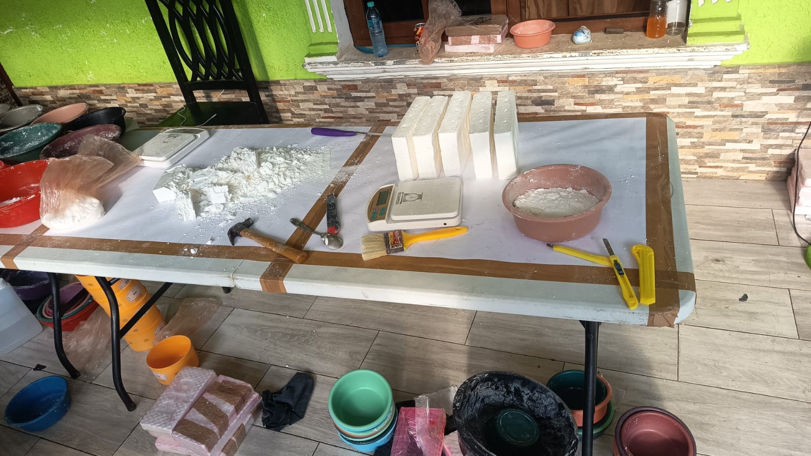 Localizan laboratorio del narcotráfico y armamento de grueso calibre en San Marcos