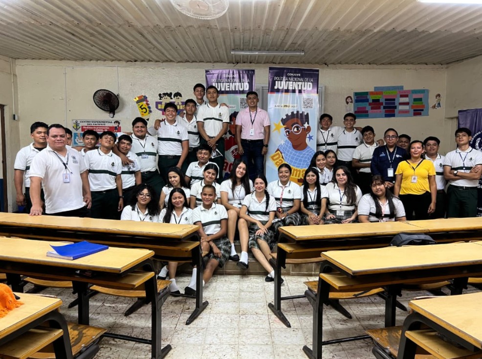 Estudiantes de Champerico se acercan a la planificación pública a través de la PNJ 2025–2040