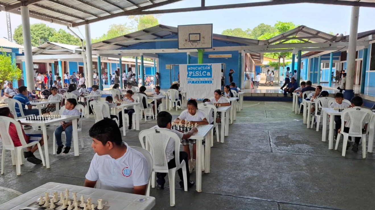 Coordinación Técnica de Educación Física impulsa festival deportivo de ajedrez en El Asintal