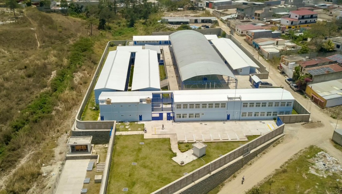 Supervisan infraestructura educativa en Esquipulas, Chiquimula