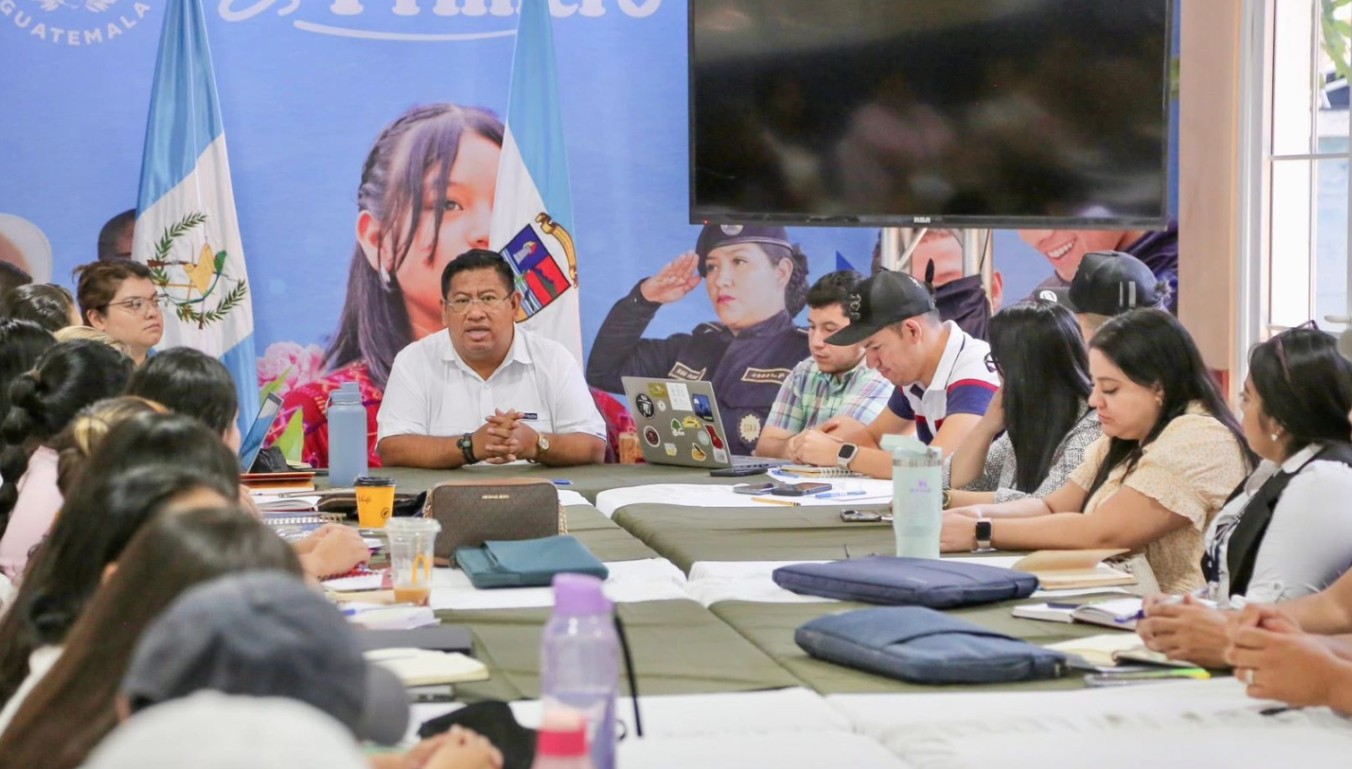 Fortalecen principios éticos y transparencia en jornada dirigida al personal del MAGA en Chiquimula