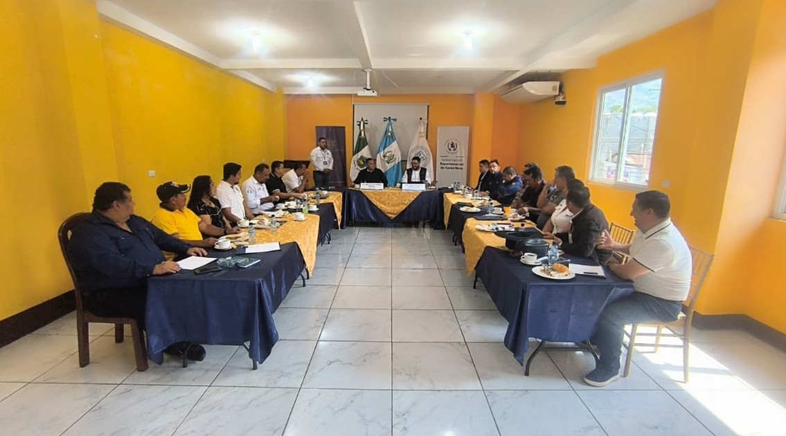 Santa Rosa fortalece conocimientos sobre Ley Electoral y de Partidos Políticos