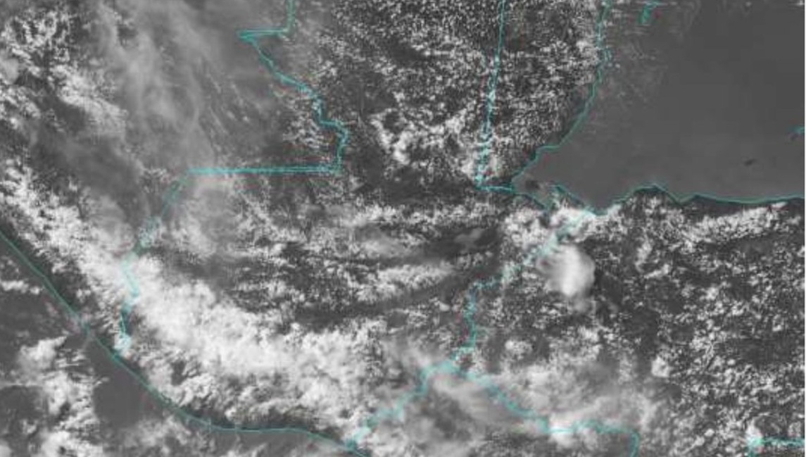 La depresión tropical Tres-E en el océano Pacífico, causa inestabilidad atmosférica en el país.