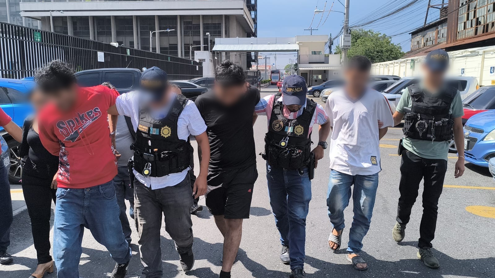 Capturan a tres presuntos extorsionistas del Barrio 18
