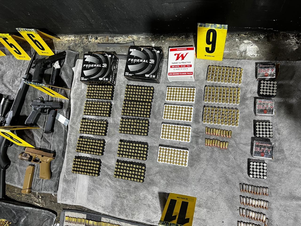 Más de 130 armas han sido incautadas en Puerto Santo Tomás de Castilla durante operativos de seguridad