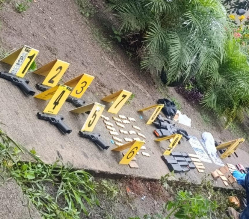 PNC localiza arsenal durante allanamiento en Cuilapa, Santa Rosa