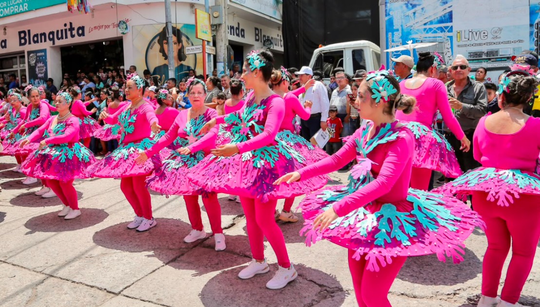 Desfile inaugural de los Juegos Magisteriales Quezaltepeque 2026 fortalece la unidad del gremio docente