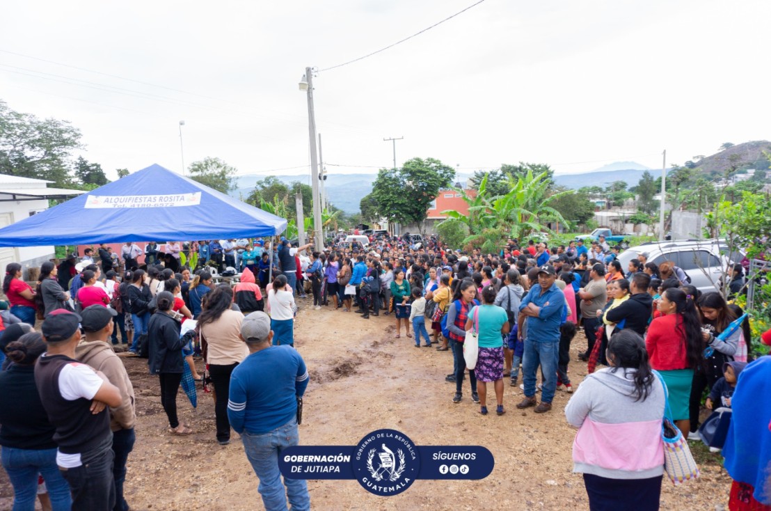 Entregan estufas mejoradas en Conguaco, Jutiapa, como parte de la iniciativa Mano a Mano